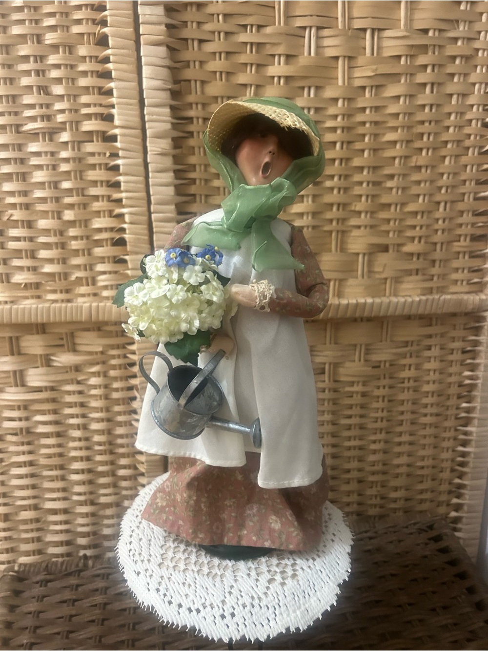Vintage Byers Choice Spring Garden Woman Collectible